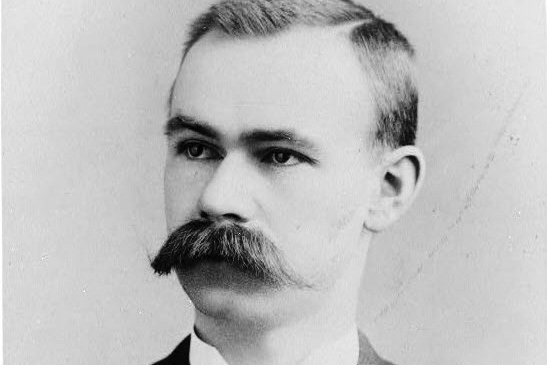Portrait of Herman Hollerith in black and white 